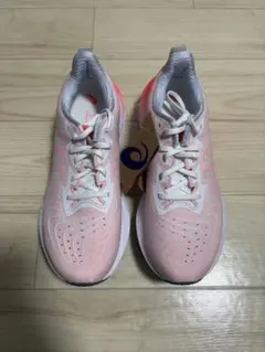 アシックス NOVABLAST 4 ホワイト/サンライズレッド 25.5cm