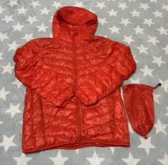 UNIQL ウルトラライトダウンMサイズ 赤