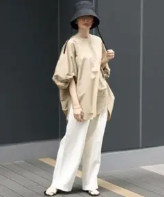バックギャザー ボリューム袖 ブラウス ベージュのサムネイル