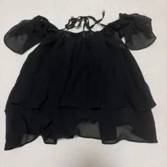 LIP SERVICE オフショルダートップス