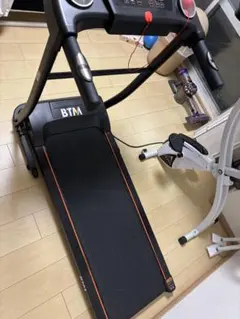 ランニングマシン 折りたたみ