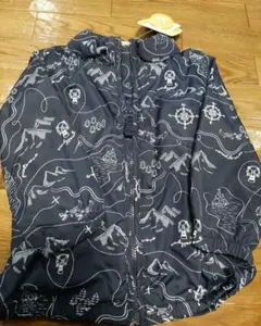 フード付き　ウインドブレーカー　ネイビー　地図柄　80cm