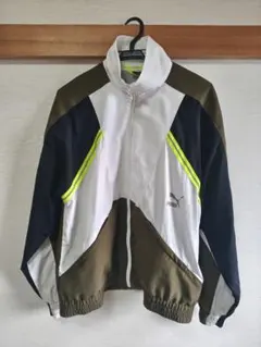 PUMA ナイロンジャケット