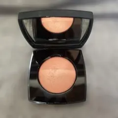 【CHANEL】ジェコントゥラストアンタンス ベージュエクラタン★チークのサムネイル