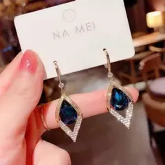 R266 ピアス　大ぶり　サファイア　ジルコニア　高級感　プレゼント　プレゼント