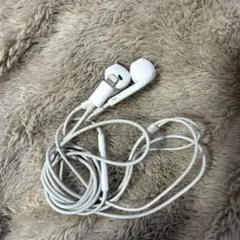 iPhone純正ライトニングイヤホン