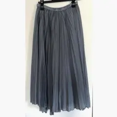 パシオーネ　アシンメトリープリーツスカートのサムネイル