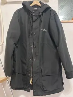 Carhartt 黒 ロング丈 マウンテンパーカーのサムネイル