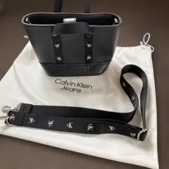 新品 Calvin Klein Jeans 2WAY ミニショルダーバッグのサムネイル
