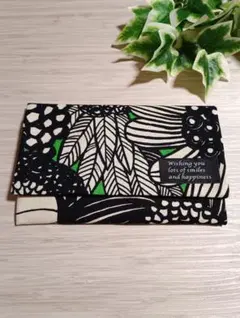 お薬手帳、通帳、診察券やカードも入るマルチケース布タグ付き