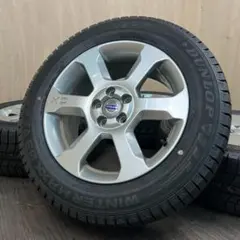 [新品タイヤ] XC70純正 17インチ 235/55R17のサムネイル