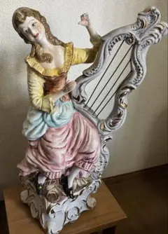 カポディモンテ CAPODIMONTE 、馬車を引く紳士とプリンセス - メルカリ