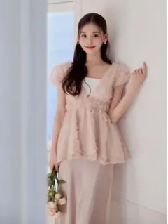 新品 poláura フラワーぺプラムバックリボンチュニック ポローラ