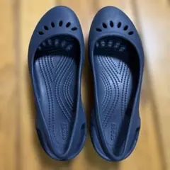 Crocs サンダル ネイビー W7 23.5から24cm 美品廃盤レアのサムネイル