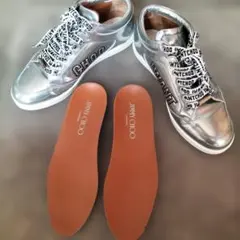 美品JIMMY CHOO シルバー スニーカー ロゴ入りシューレースのサムネイル