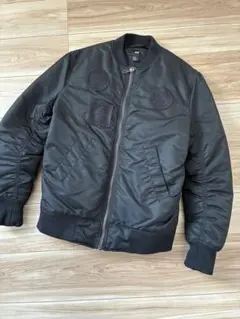 ボンバージャケット