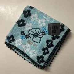 ANNA SUI 花柄タオルハンカチ 水色