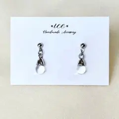 1026★クリア雫×シルバー　シンプル　小ぶり　ハンドメイド　ピアス　イヤリング