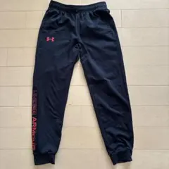 ☆Under Armour 黒 キッズ用ジャージパンツsize150☆