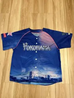 1382横浜DeNAベイスターズ2025年オーセンティックチームウェアフーディ