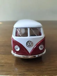 Volkswagen Type 2 ミニカー レッド ホワイトのサムネイル