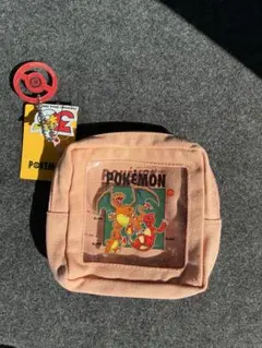 3COINS ポケモン30周年 ミニポーチ リザードン進化柄