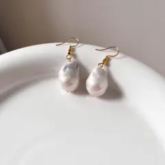 オイスターパール バロック 天然素材 結婚式 花嫁 披露宴 ピアス イヤリング