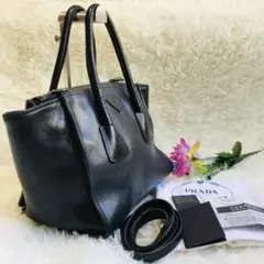 【極美品】プラダ ショルダーバッグ 2way 三角ロゴ 肩掛け カーブレザー