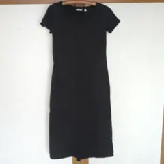 ユニクロ　黒半袖　ロング丈ワンピース　Sサイズ