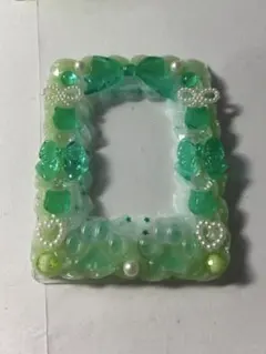 Item thumbnail for item cf8c45ef-4cfc-42ec-945b-859abfeb42b5