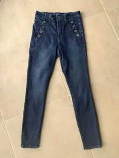 Item thumbnail for item d7eefbf7-98d6-472a-ac98-36e81fec08e8