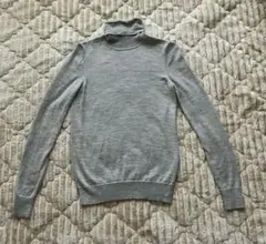 ユニクロ メリノウール タートルネック