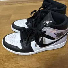 Item thumbnail for item 3f3f3b63-ca2b-4443-bce6-a8e3ccf6c4a1