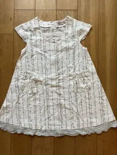 B.B.Q ワンピース　110cm 花　刺繍のサムネイル