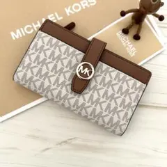 Item thumbnail for item 1dc4a2d9-65e7-4d1f-b75d-b33f60622e3b