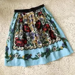 最終価格　ロイスクレヨンLois CRAYON 素敵♪花柄フレアースカート　少難のサムネイル