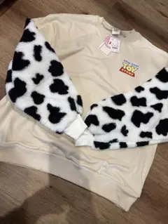 Toy Story 牛柄袖トレーナー Lサイズ