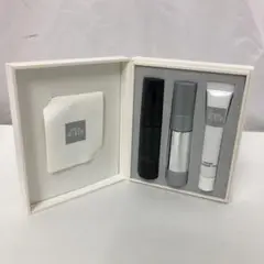ANAファーストクラスアメニティ2個セットTHE GINZA 化粧品付き ANAファーストクラスアメニティ2個セットTHE GINZA 化粧品付き