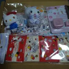 キティUFOキャッチャーぬいぐるみと100均グッズ色々