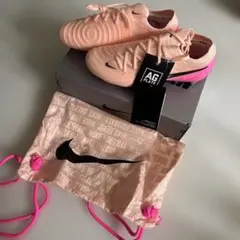 【新品】Nike Phantom サッカーシューズ ピンク