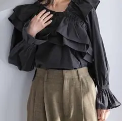 ローリーズファーム　アシメフリルギャザーブラウス　黒　ブラック