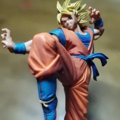 孫悟空 戦闘ポーズ フィギュア