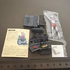 新タイムスリップグリコ （ヒーロー登場）ウルトラマンのサムネイル