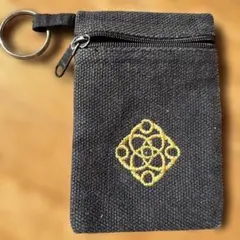 Item thumbnail for item 96575051-4f86-4d6f-8f52-2453424c2a1e