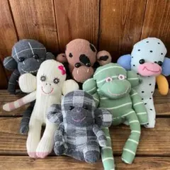 ハンドメイド　ソックモンキー　ぬいぐるみ　置物　インテリアのサムネイル