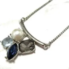 コムサイズム　フェイクパール　ネックレス　アクセサリー　ジュエリーのサムネイル