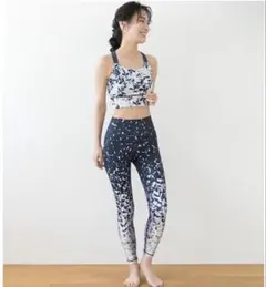 LAVA❤️新品未使用❤️【SUKALA】カラーラインレギンス❤️ブラックL LAVA❤️新品未使用❤️【SUKALA】カラーラインレギンス