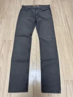 UNIQLO オリジナルベーシック スキニーフィットテーパード