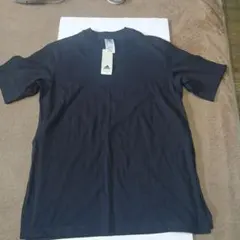 新品未使用　タグ付き　adidas ブラック Tシャツ Sサイズ