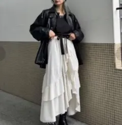 着用3回　Ameri UND OVER SLIT RUFFLE SKIRT